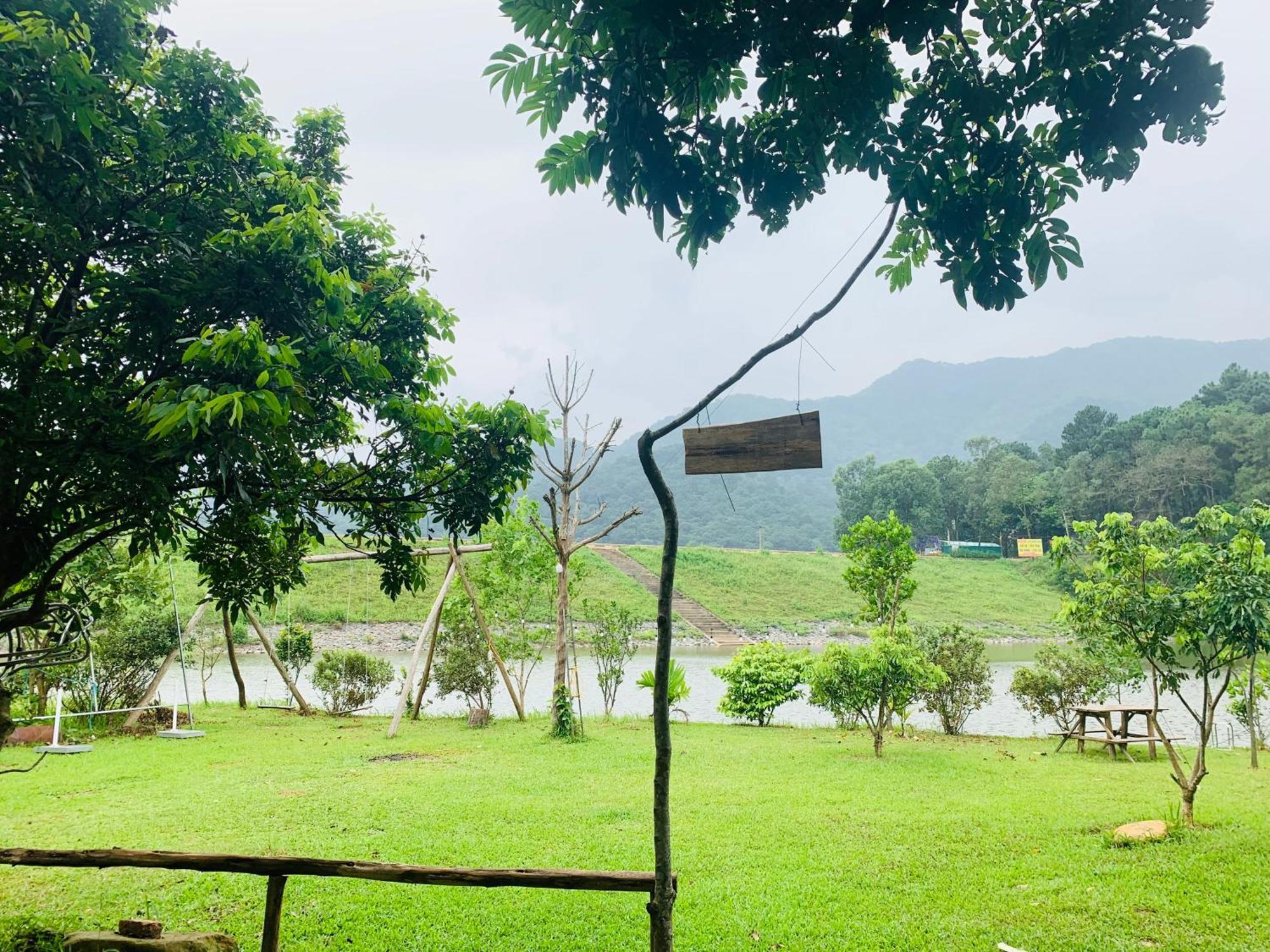 Chu Thien Homestay And Camping Hanoi Buitenkant foto
